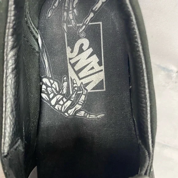 Vans Skull Slip Ons - Picture 2 of 10
